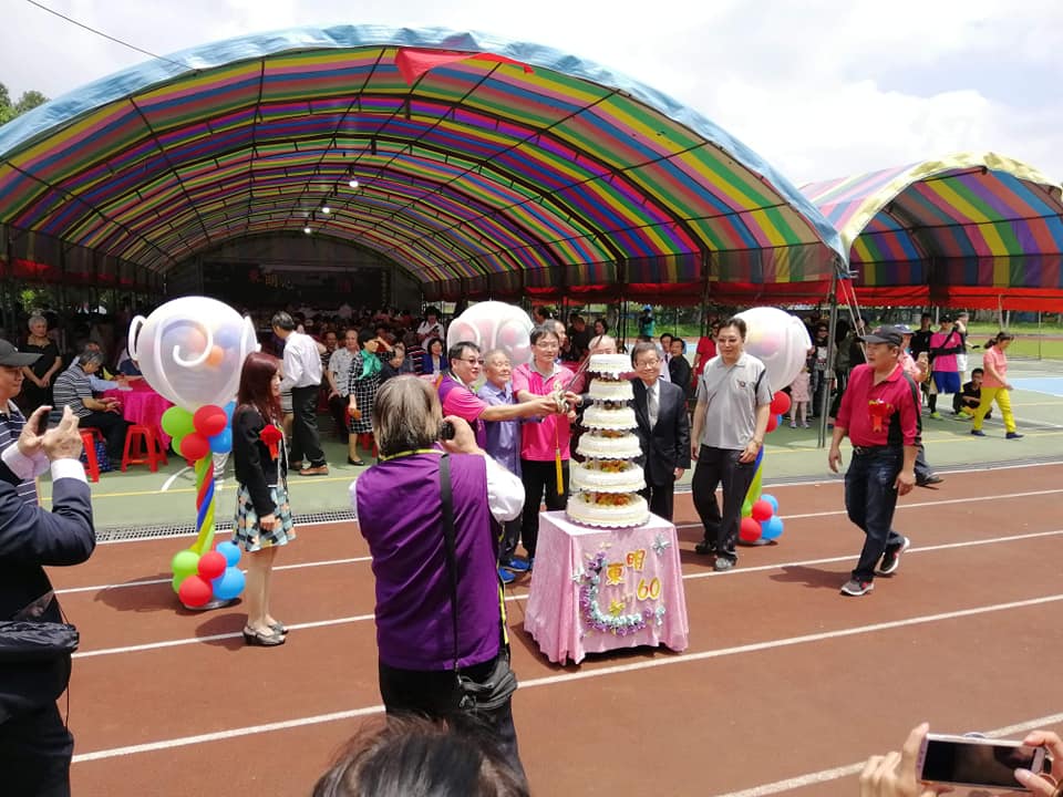 開幕儀式-爆破氣球-東明國中60週年校慶活動